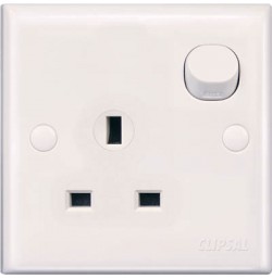 E15 13A 3 Pin Flat Switched Socket